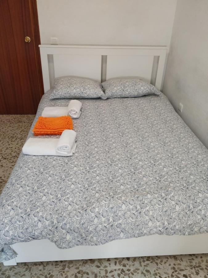 House Fata Lägenhet Málaga Exteriör bild